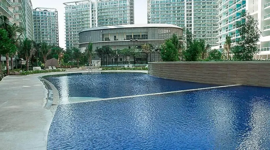 Serene Cove Azure Manila Apartment